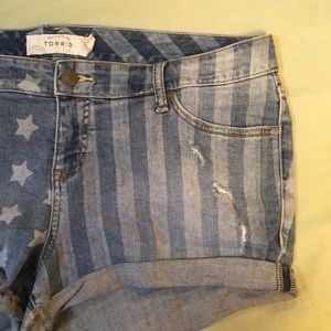 Torrid Stars and Stripes jean shorts